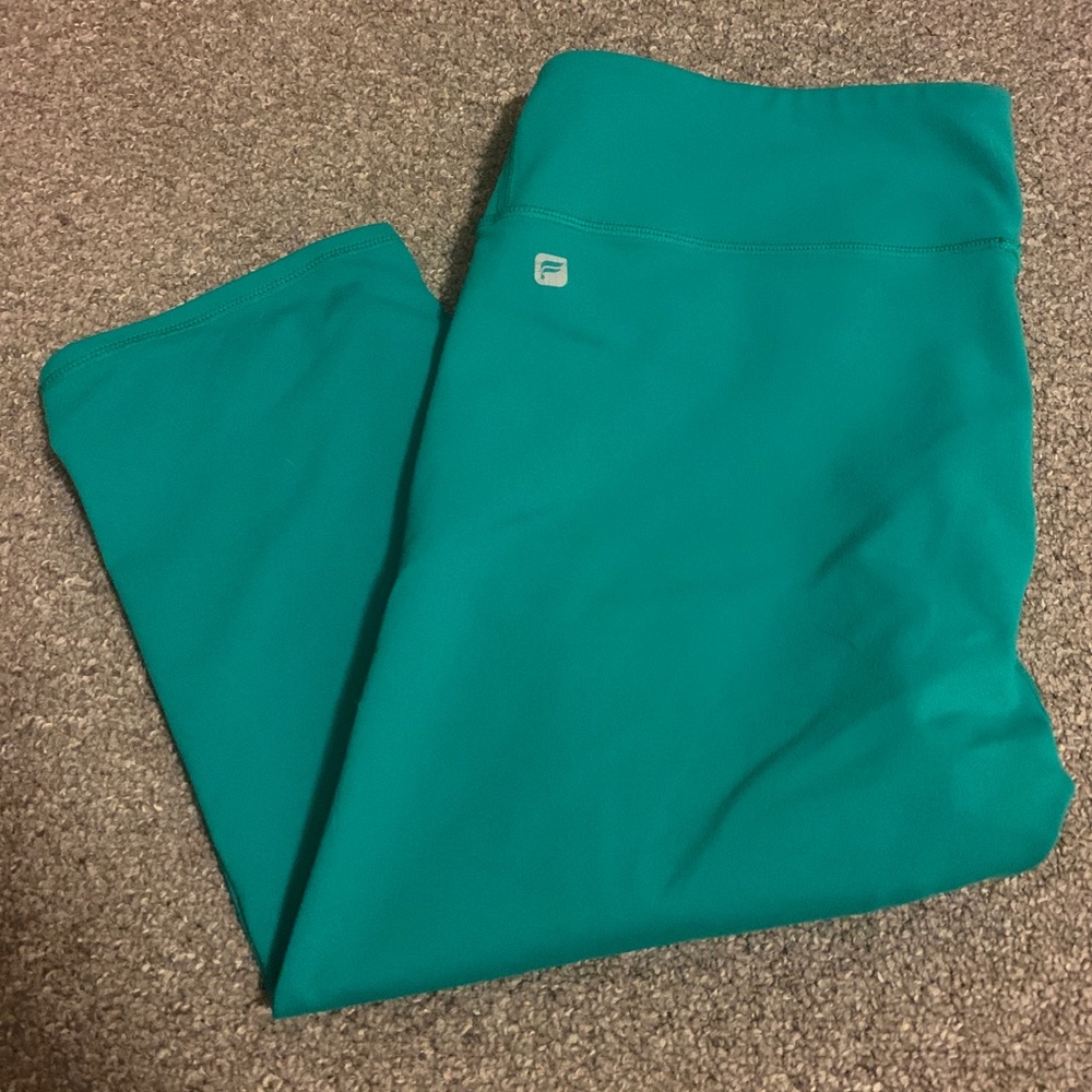 Fabletics crop leggings
